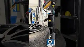 Демонтаж большой шины R23 с легкостью | Шиномонтажный станок Giuliano S121