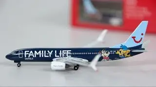Review #127 Jetairfly/TUI Airlines Belgium Boeing 737-800 Family Life Hotels livery - Split Scimitar