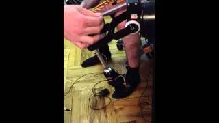 Robot arm wiggle sweep