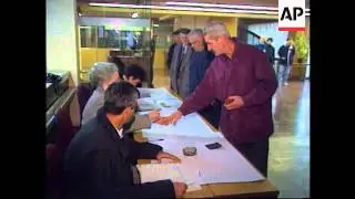 Bosnia - Parliamentary elections begin