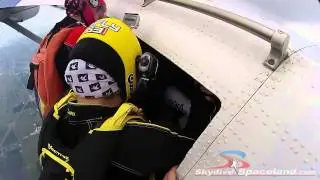 Women's World Record Head-Up Vertical Large Formation Skydive