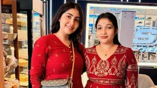 අක්කායි මමයි අක්කාගේ දුවයි රතුපාටින් සැරසිලා ගිය ගමන | සතුටින් ශොපින් කලා | Ridma Pilapitiya
