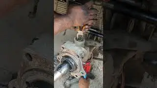 Stub axle ⚡ clip removing 🛠️ #shortsfeed #works #engineering #repairing #shorts #foryou