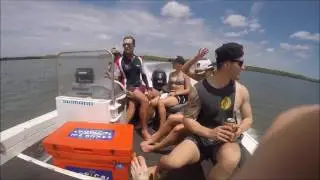 BEACH HUT !!! (FUN FISHING TRIP)