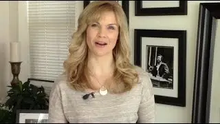 Voice Lessons: Align Body, Breath and Voice with this Qigong Inspired Exercise - Part 1