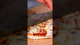 Pita Pizza Recipe 🍕!  #shorts