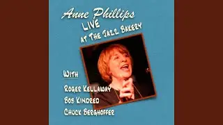 Anne Talks to Audience Second Time (Live)