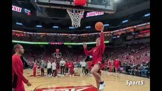 Louisville Cardinals Basketball Squad Warms Up For ACC Matchup vs #16 Virginia
