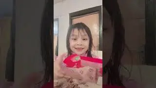 salah jari gays mini vlog makan eskrim