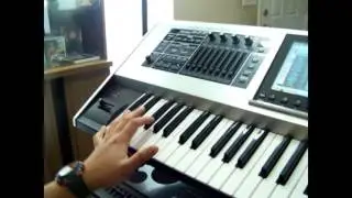 Uncle play piano