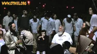 חיליק פרנק: קומי רוני בלילה