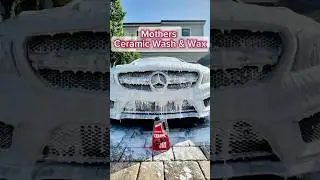 We used the new Mothers California Gold Ceramic Wash & Wax on my very dirty car #carwash #car