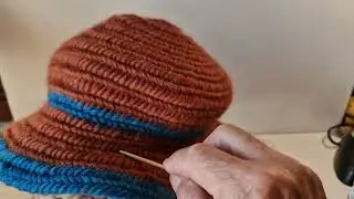 nalbinding easy hat with a brim