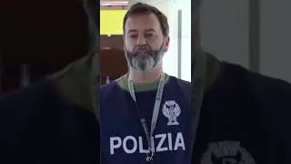 La passeggera &egrave; scontrosa e non collabora, gli agenti stanno perdendo la pazienza. #bordercontrol