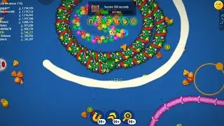 INSANE CHRISTMAS TREE WORM Event in Worm Zone! 🎄🐍 