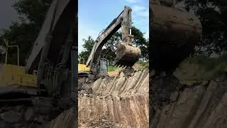 Volvo EC480DL Extreme Lakebed Excavation! #shorts #excavator