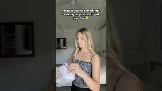 I always get so scared😂🤣#shorts #shortsfeed #tiktok #adiaava #funny #youtube #relatable #skit