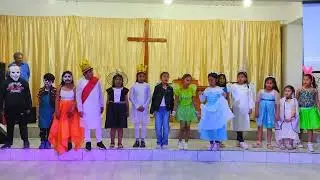 SOMOS LUZ - Obra de teatro cristiana sobre HALLOWEEN
