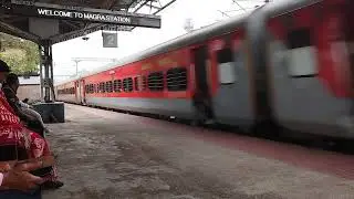 Howrah Kulik Express High speed WAP-5 || Train Videos in India