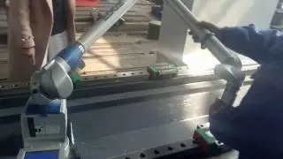 parallel testing of Gantry guideways with Plaint Miller