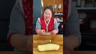 炸油糕 一口金黃酥糯的油糕，勾起的是對家里溫暖的思念#新農人計劃2026 #我的鄉村生活 #鄉村守護人 #鄉村美食 #炸油糕