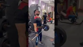 &ldquo;Deadlifts don&rsquo;t build ego, they build character.&rdquo; #workoutmode #motivation #fitneess #deadlifts