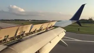 [HD] Beautiful 737 Sunset Landing with Wing Condensation! Wing View Landing at Baltimore BWI