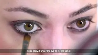 Make-up tutorial: How to create a Smoky Eye Look