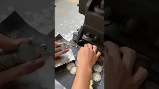 Coin minting machine in action! 🪙 #CoinFactory #MintingMachine #MetalProcessing