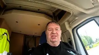 Auton pesu ja Mansikkavispipuuroa
