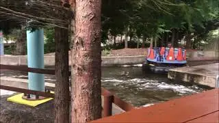 Drayton Manor Adventure Cove River Rapids Queue line