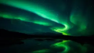 Glowing Aurora Borealis & Ambient Binaural Beats | Frequencies for Deep Sleep & Healing Relaxation