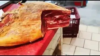 Como deshuesar un jamon con cuchillo media luna