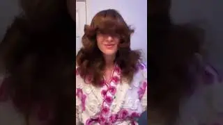 70&rsquo;s Farrah Fawcett Hairstyle Brush Out 💁🏼&zwj;♀️ #Shorts
