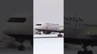 Watch This Plane Take Off in Extreme Snow Conditions! #aircanada #cleanflight #aviation