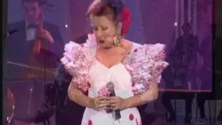 A MARIFÉ DE TRIANA. De su admiradora Cristina Lobato.