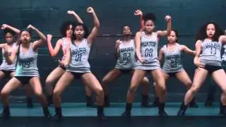 Rihanna- pose WARR Dance Company