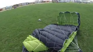 canopy piloting at skydivevatulino