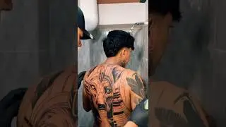 Yargil no cree que as&iacute; se limpia el tatuaje 🤨