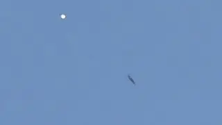 December 24th 2025 0647 UFO/UAP ascending sphere with associated go fasts. Slow motion footage