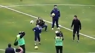 Watch the boy who embarrassed Cristiano Ronaldo in the stadium😂😂