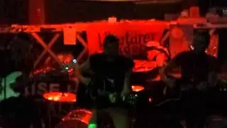 Stumbling Pins- Kill me if you can (acoustic, @ tattoo circus 2013)