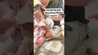 mengeluarkan lendir pada bayi pilek .. #shorts