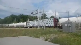 CP 8650 near Minesing (JUL 28 2016)