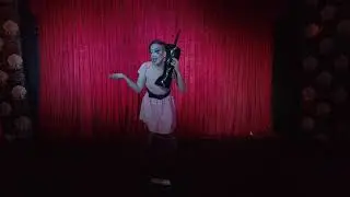 Moxie Delite @ Pose