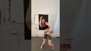 The process of painting in dance #dancingartist #contemporaryart #живописьвтанце #художниктанец