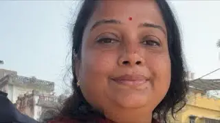 হাসি মুখে থাকি তাই কোনো কষ্ট নেই