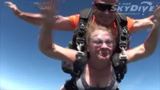 Alisa Gamble's Tandem skydive!