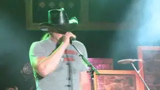 Chrome - Trace Adkins