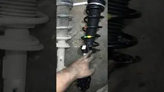 new shock absorber 🆚old shock absorbercompare.#science#viral #shortvideo#trending @RNTCarservice7